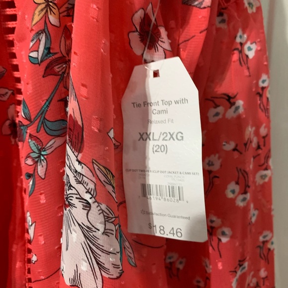 Time and Tru  blouse. - Picture 8 of 8